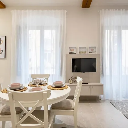 Lovely & Cozy In The Heart Of *